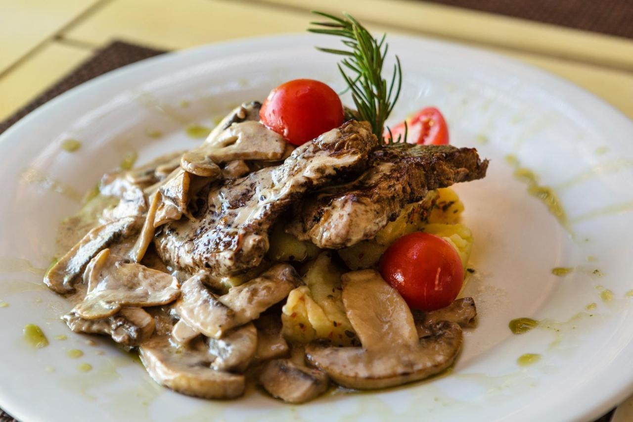 Faros Bodrum Hotel - Special Category โกลเติร์กบูคู ภายนอก รูปภาพ